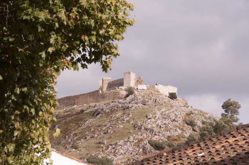 Hospederia Reina De Los Angeles Aracena Buitenkant foto